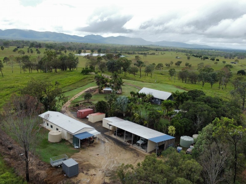 255 Red Hill Road, Bororen QLD 4678