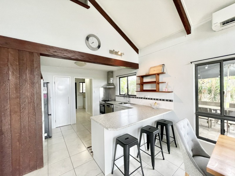 255 Red Hill Road, Bororen QLD 4678