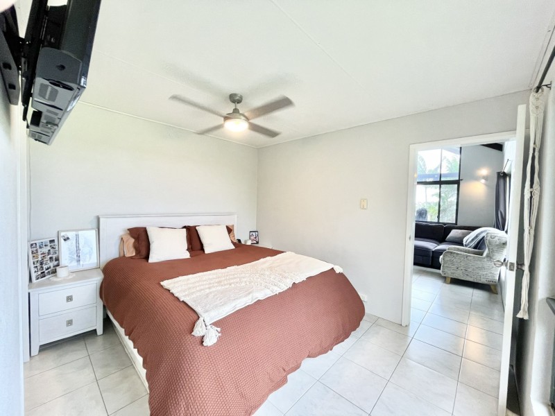 255 Red Hill Road, Bororen QLD 4678