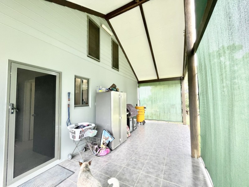 255 Red Hill Road, Bororen QLD 4678