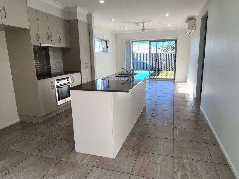 6 Wabby Street, Boyne Island QLD 4680