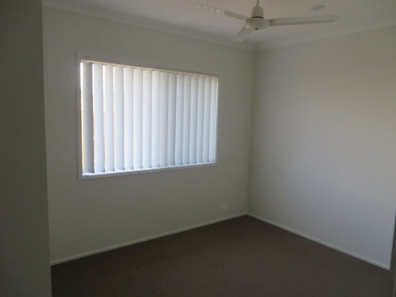 6 Wabby Street, Boyne Island QLD 4680