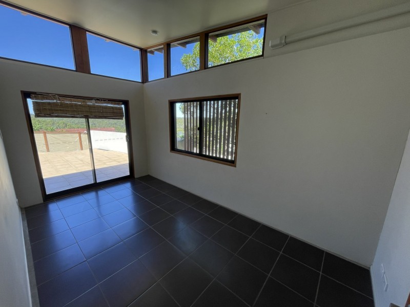 18 Sayre Crescent, Boyne Island QLD 4680