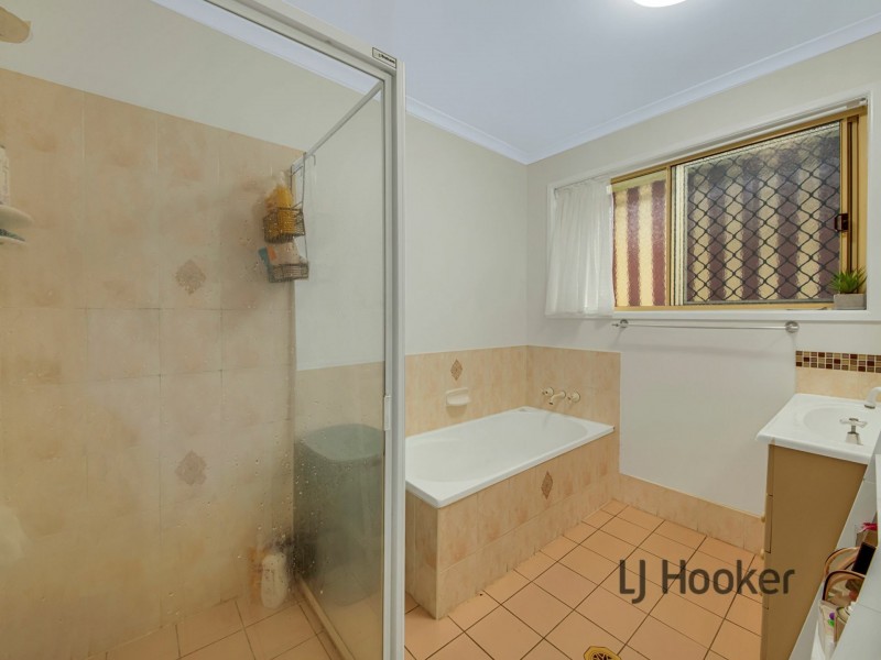5 Yaraan Court, Boyne Island QLD 4680