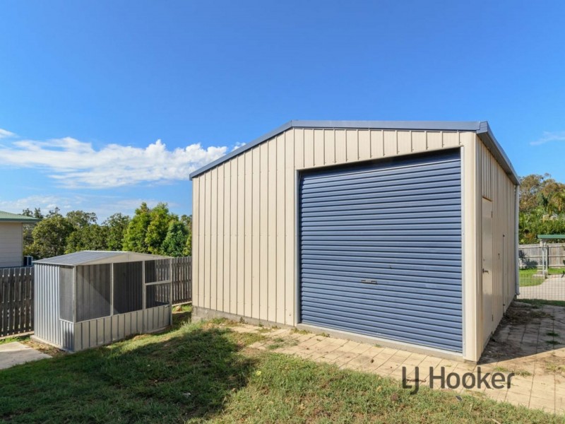 39 Amaroo Street, Boyne Island QLD 4680