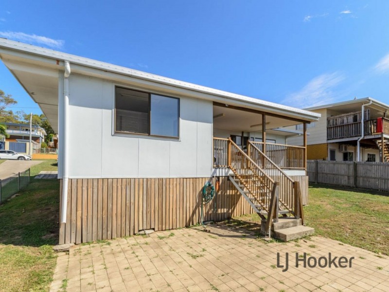 39 Amaroo Street, Boyne Island QLD 4680