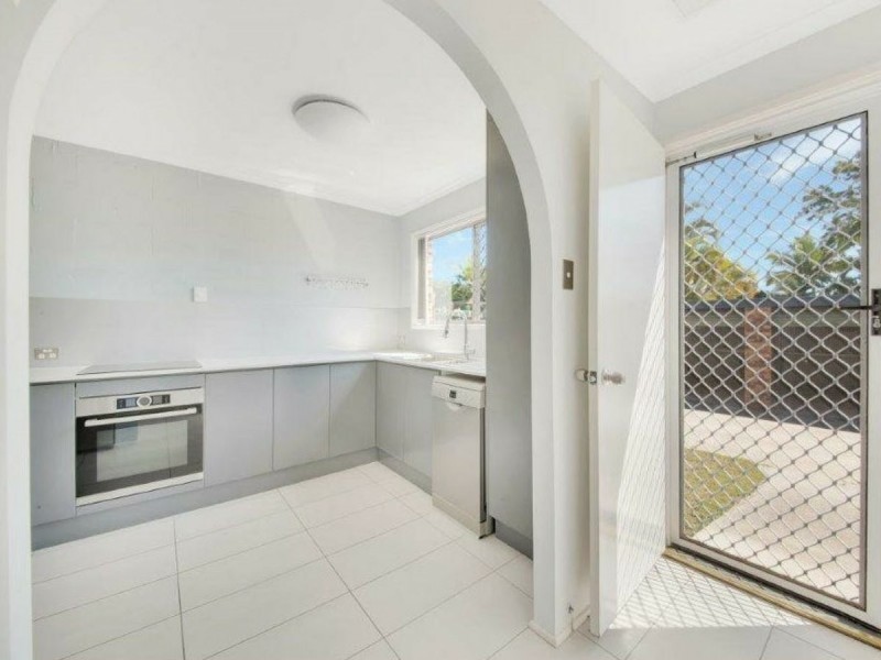 3/4 Bevington Street, Tannum Sands QLD 4680