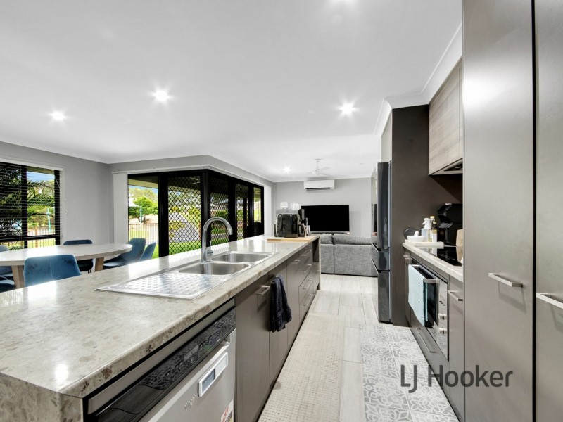 40 Koolivoo Parade, Boyne Island QLD 4680