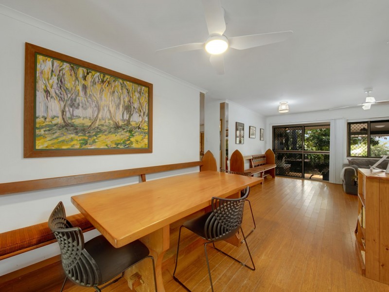 2/44 Sayre Crescent, Boyne Island QLD 4680