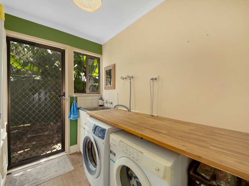 2/44 Sayre Crescent, Boyne Island QLD 4680