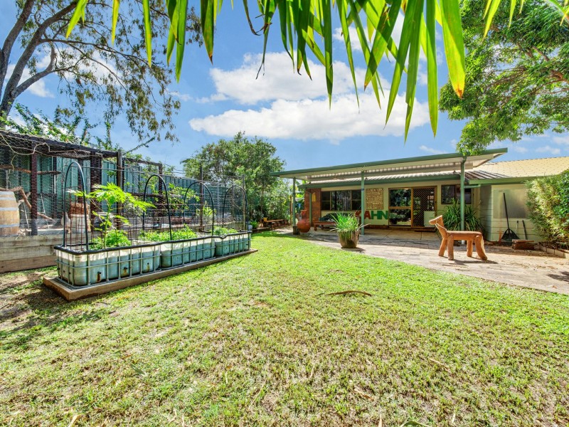 2/44 Sayre Crescent, Boyne Island QLD 4680