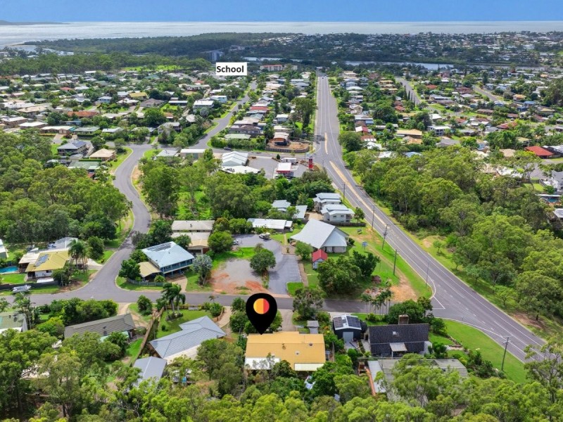 2/44 Sayre Crescent, Boyne Island QLD 4680