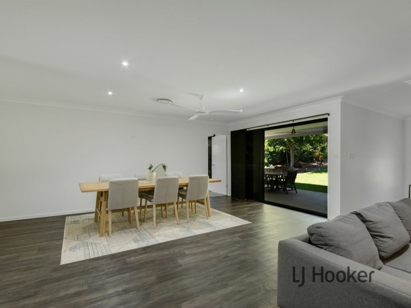 15 Lighthouse Drive, Boyne Island QLD 4680