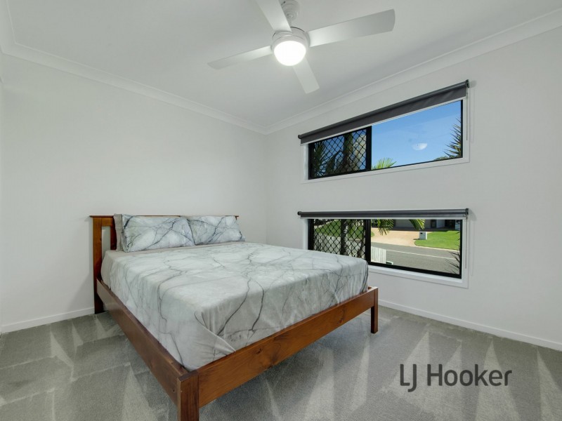 15 Lighthouse Drive, Boyne Island QLD 4680