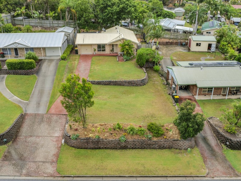 30 Carinya Drive, Clinton QLD 4680