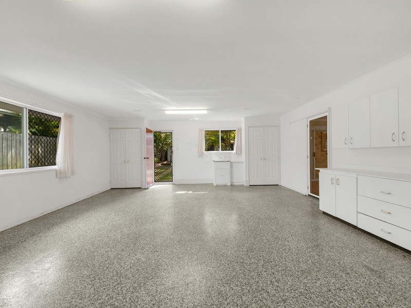 6 Sharyn Drive, New Auckland QLD 4680