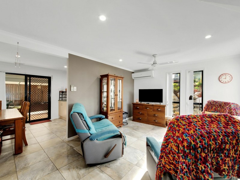 Unit 1/70 Hampton Drive, Tannum Sands QLD 4680
