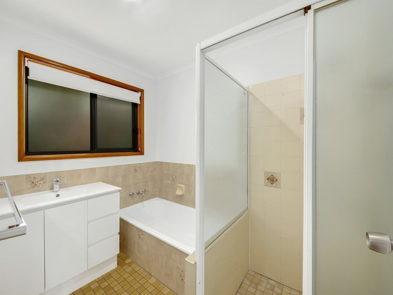 88 Booth Avenue, Tannum Sands QLD 4680