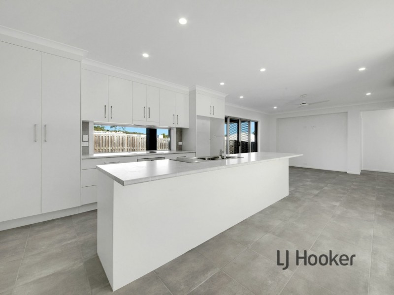 10 Brush Tail Court, Boyne Island QLD 4680