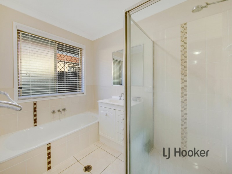 35 Dean Street, Glen Eden QLD 4680