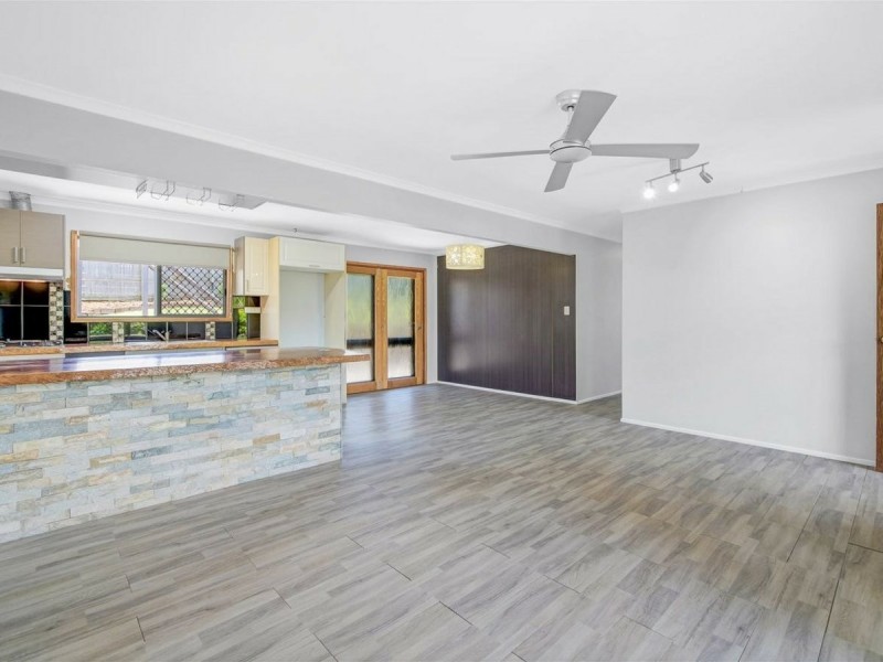 30 Tyson Crescent, Tannum Sands QLD 4680