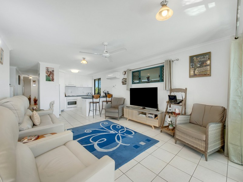 41 Booth Avenue, Tannum Sands QLD 4680
