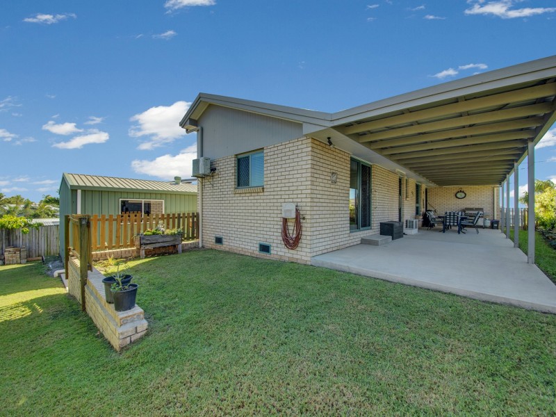 41 Booth Avenue, Tannum Sands QLD 4680
