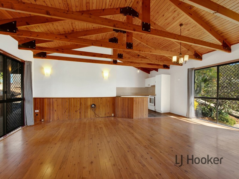 27 Sayre Crescent, Boyne Island QLD 4680