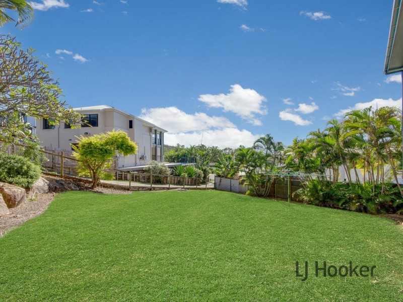 27 Sayre Crescent, Boyne Island QLD 4680