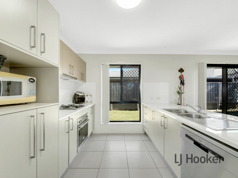 3 Wabby Street, Boyne Island QLD 4680