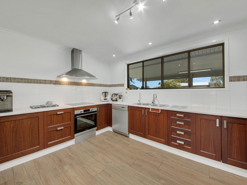 33 Silverton Drive, Tannum Sands QLD 4680