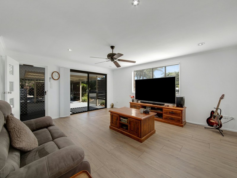 33 Silverton Drive, Tannum Sands QLD 4680