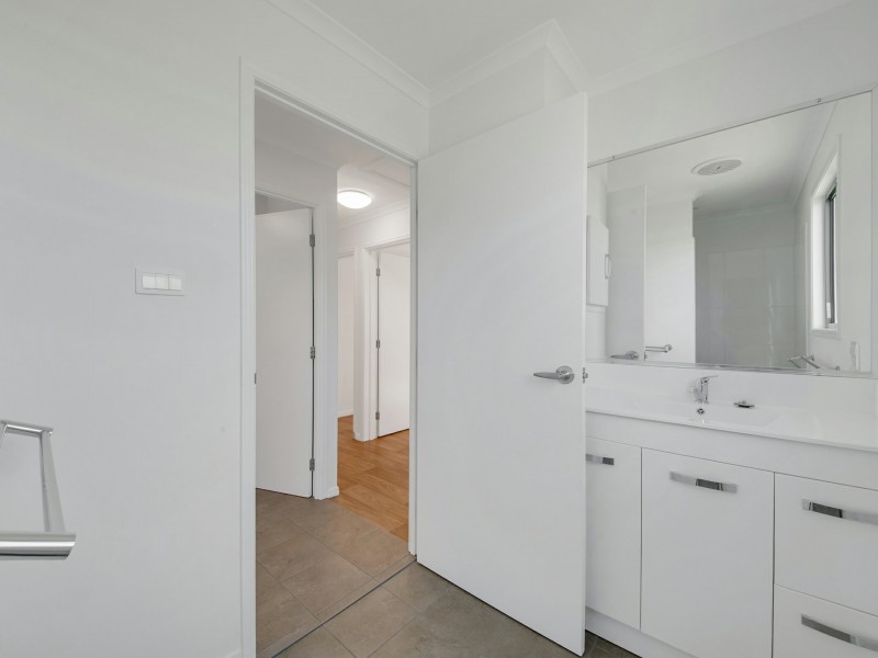 33 Silverton Drive, Tannum Sands QLD 4680
