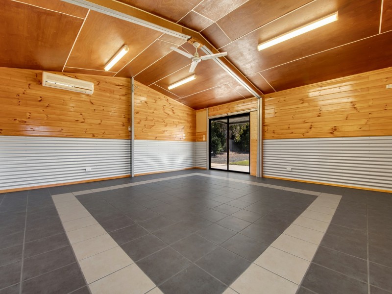 33 Silverton Drive, Tannum Sands QLD 4680