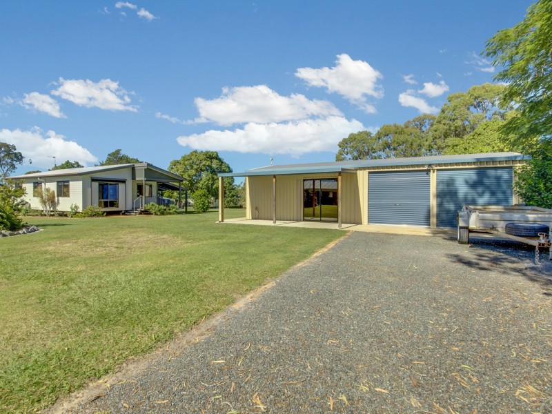 33 Silverton Drive, Tannum Sands QLD 4680