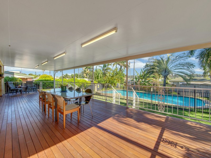 7 The Esplanade, Barney Point QLD 4680
