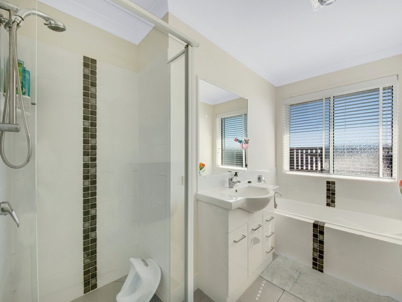 97 Broadacres Drive, Tannum Sands QLD 4680