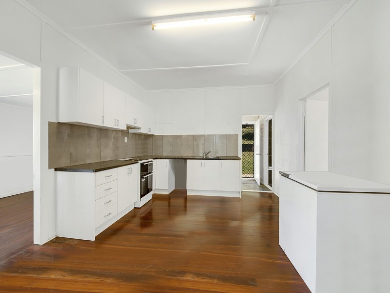 33 Ann Street, South Gladstone QLD 4680