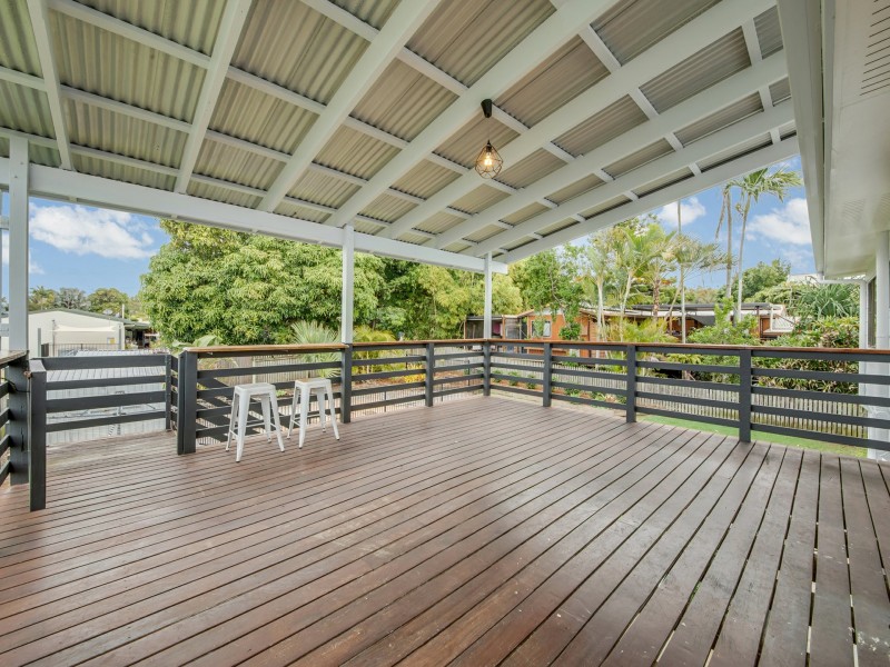 6 Bellmere Court, Boyne Island QLD 4680