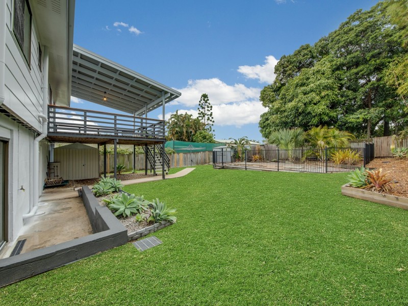 6 Bellmere Court, Boyne Island QLD 4680