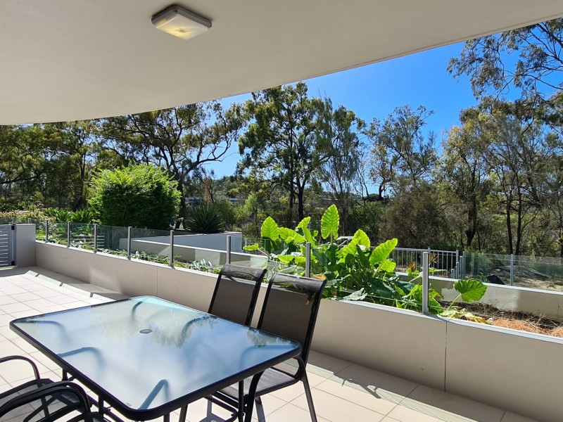 2/2 The Promanade, Boyne Island QLD 4680