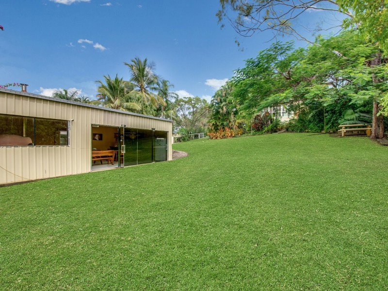 36 Helen Crescent, Wurdong Heights QLD 4680