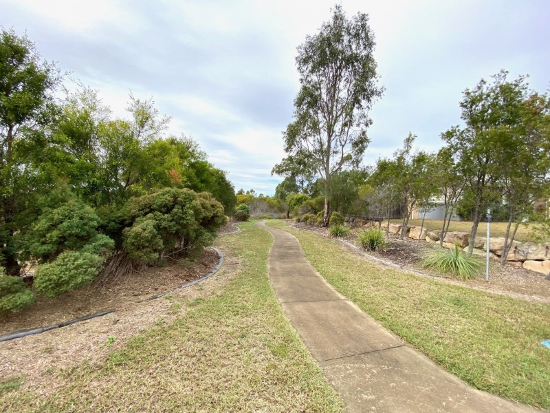 102 Broadacres Drive, Tannum Sands QLD 4680