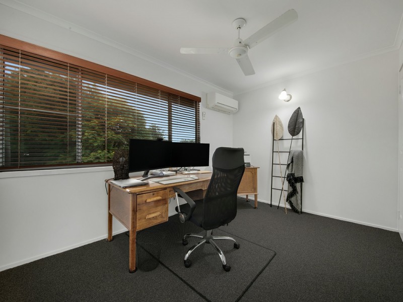 10 Benowa Court, Boyne Island QLD 4680