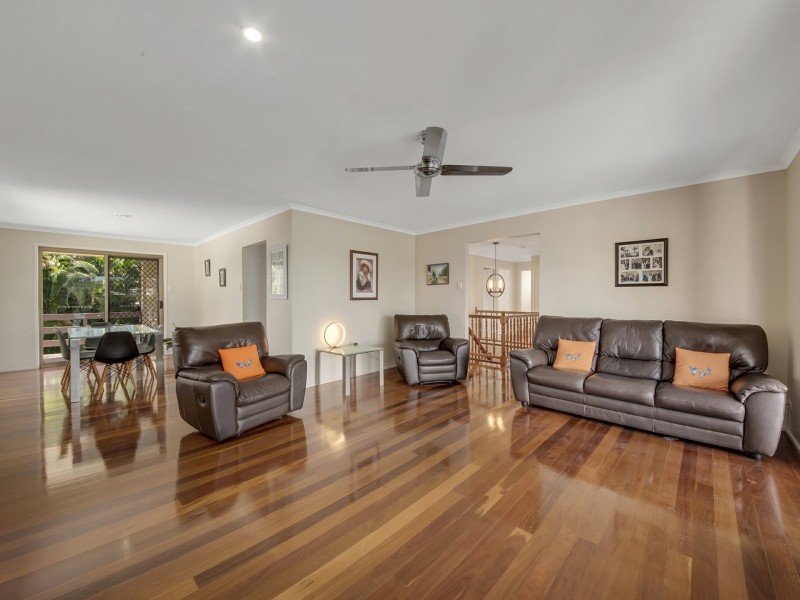77 Tarcoola Drive, Boyne Island QLD 4680