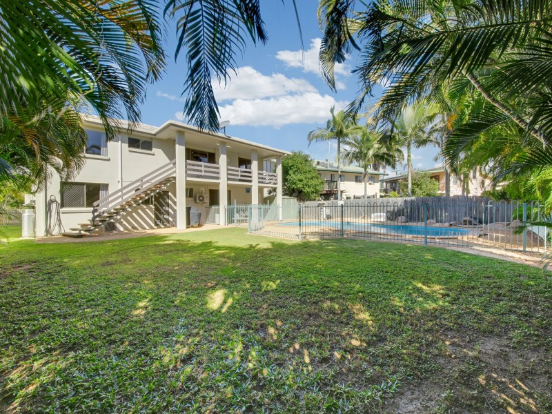 77 Tarcoola Drive, Boyne Island QLD 4680