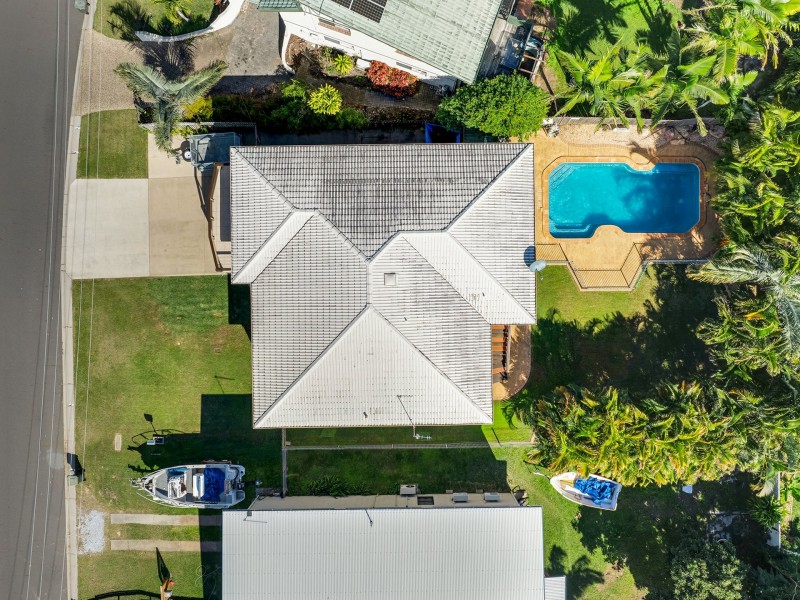 77 Tarcoola Drive, Boyne Island QLD 4680