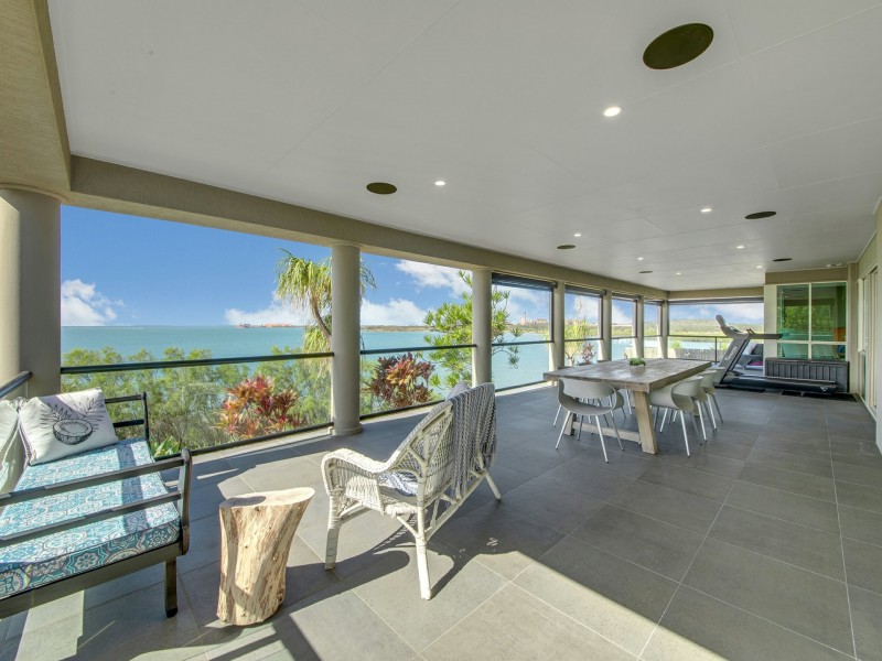 6 The Esplanade, Barney Point QLD 4680