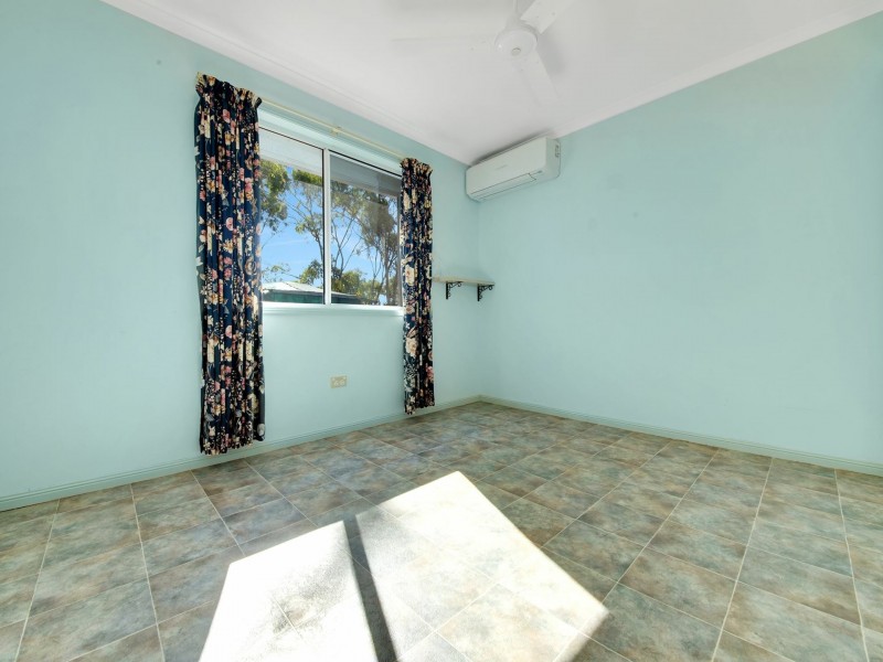 6 Yaraan Court, Boyne Island QLD 4680
