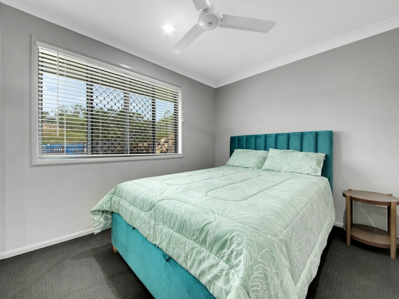 40 Koolivoo Parade, Boyne Island QLD 4680